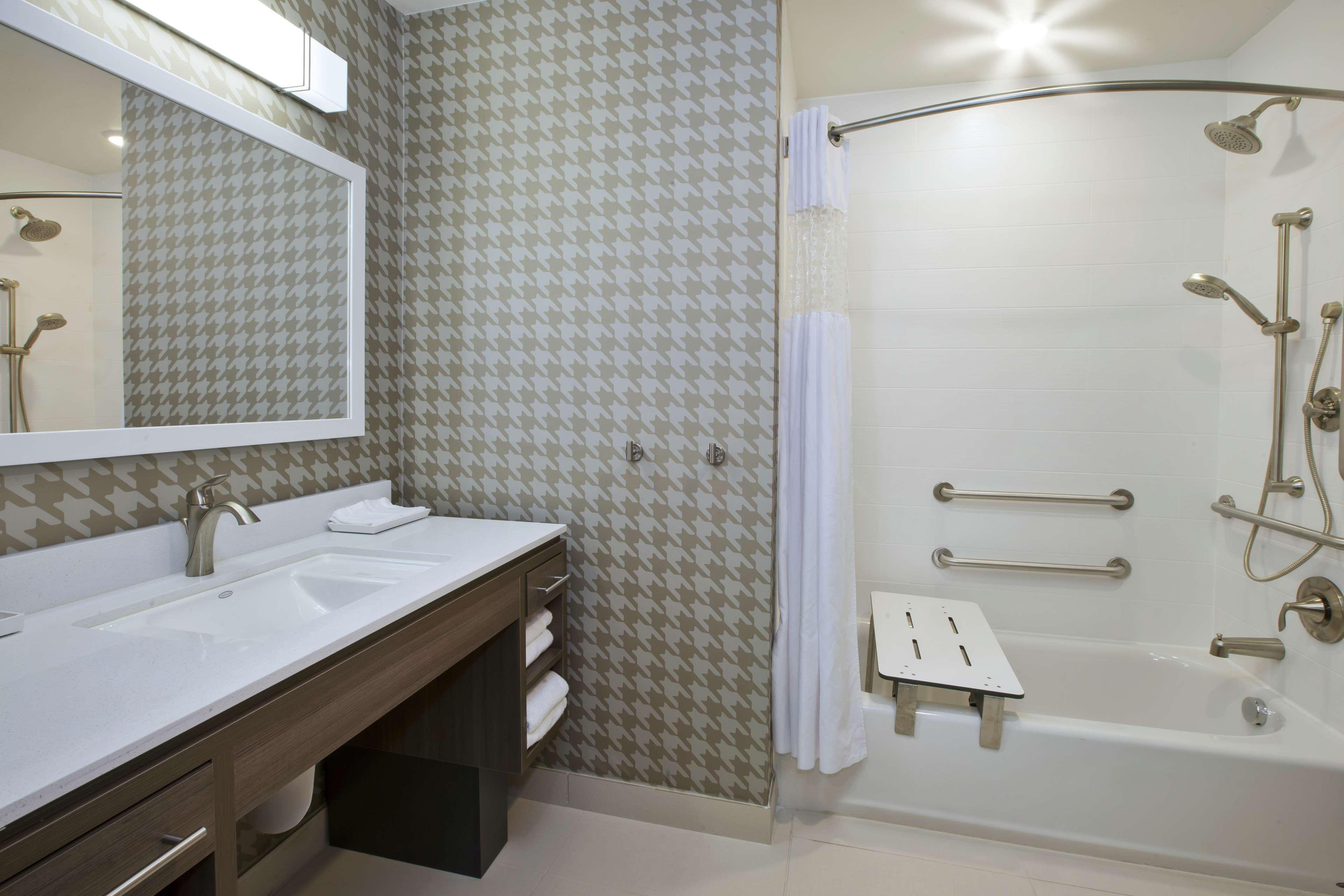 Home2 Suites By Hilton West Bloomfield, Mi Фармингтон-Хиллз Экстерьер фото