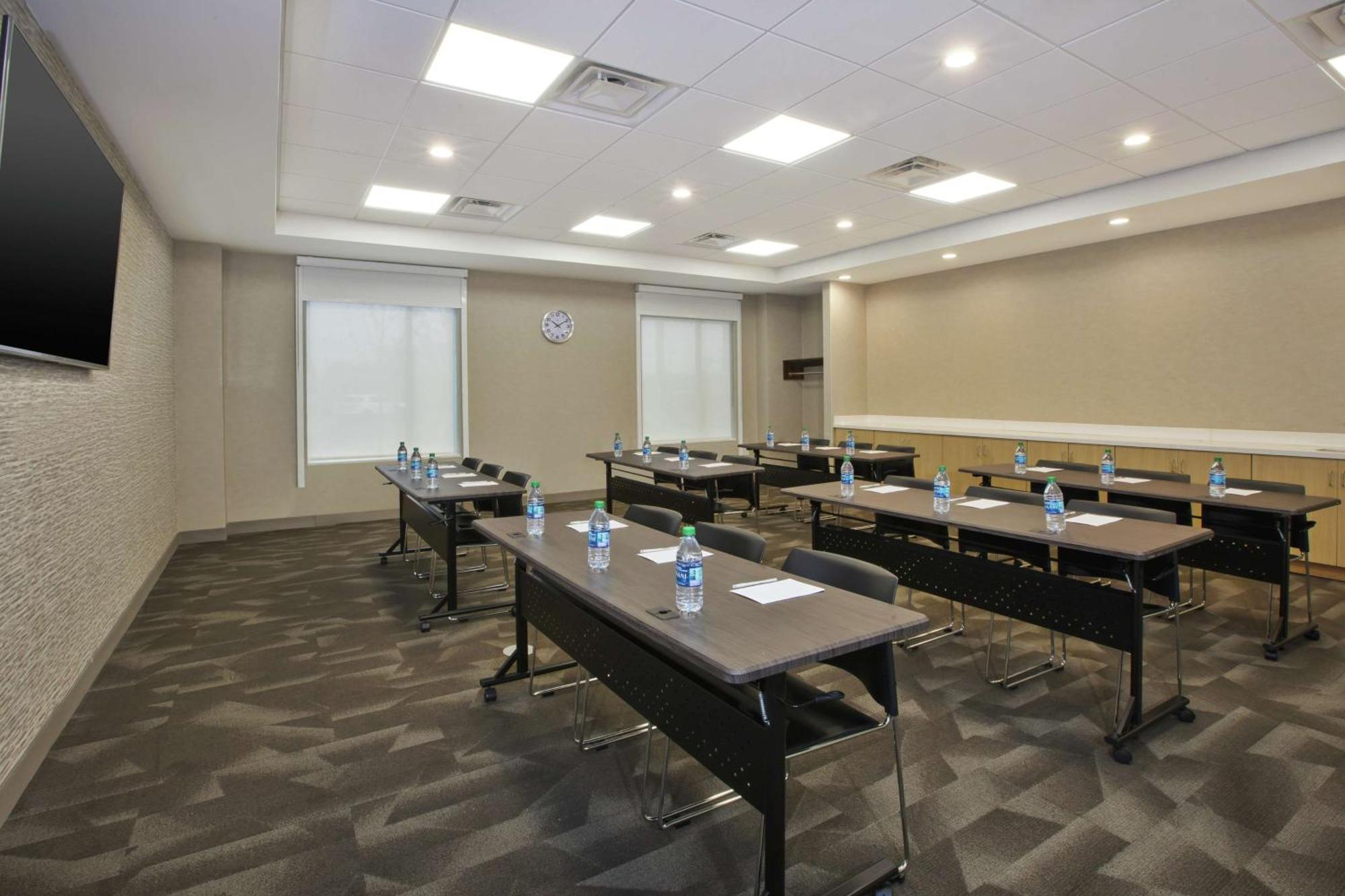 Home2 Suites By Hilton West Bloomfield, Mi Фармингтон-Хиллз Экстерьер фото